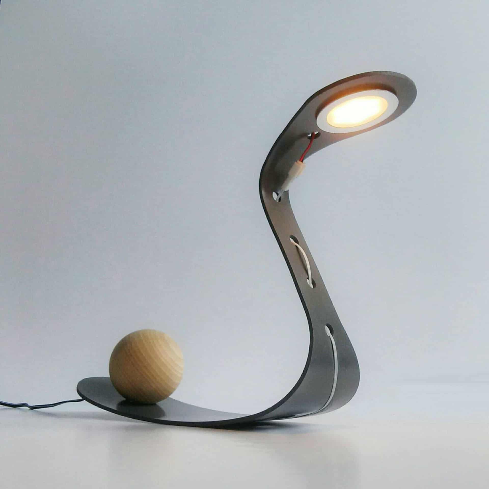 Kily - Rocking Lamp